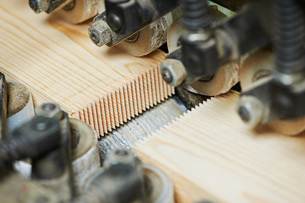 Current Sensors in woodworking machines run vacuum fans to clear sawdust and debris